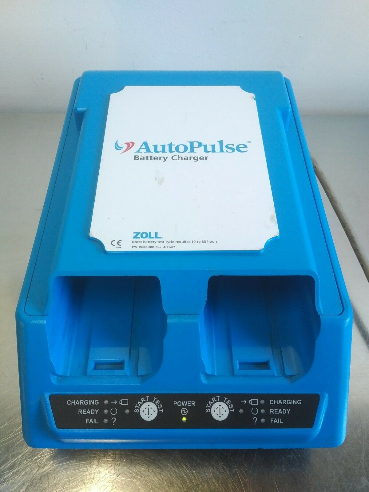 stopverf Gezamenlijke selectie Trots Zoll Autopulse Battery Charger – Used – Physician's Resource Network